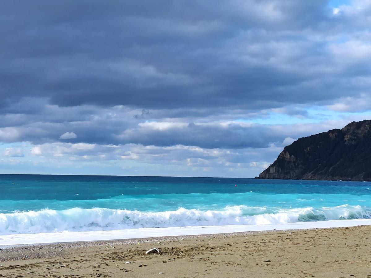 Il Glicine Cozy Appartamnent, Near Sestri Levante Between Cinque Terre E Portofino Казарца-Лигуре Экстерьер фото